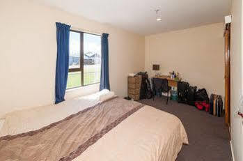 Snow Denn Lodge